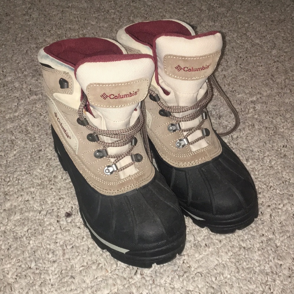 Columbia snow boots